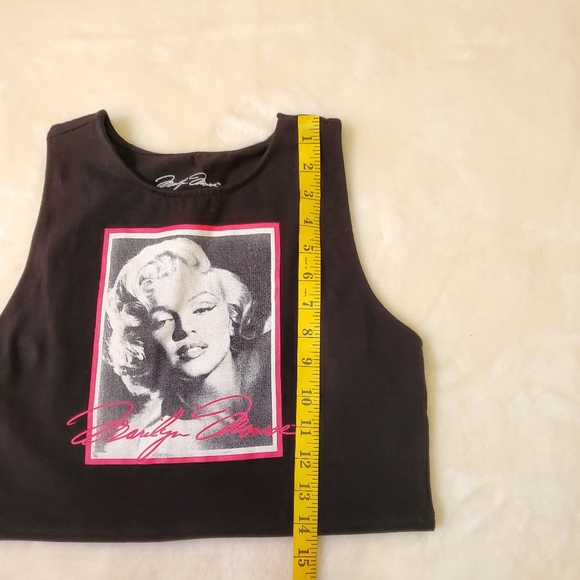 Marilyn Monroe Crop Tank Top Size Large - Picture 6 of 7